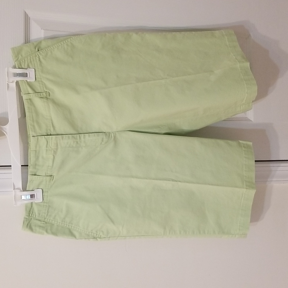 $5 ITEM. Lime green Madison Hill Bermuda shorts. Size 10. MUST BUNDLE